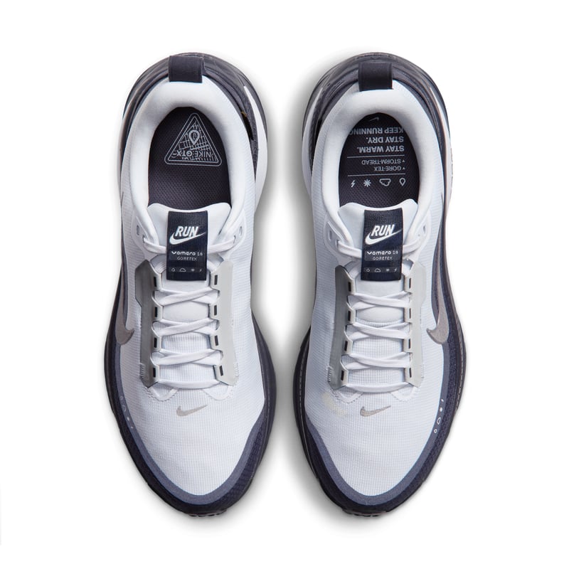 Nike Vomero 18 GORE-TEX løpesko "Football Grey & Metallic Dark Grey" | Herre | Løping | 04 | SPORTSHOWROOM