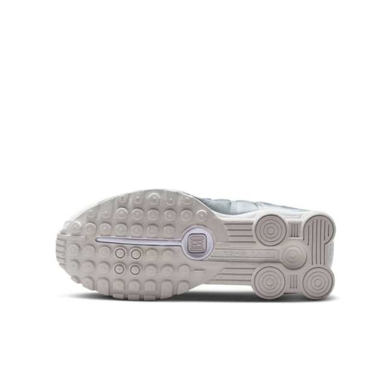 Nike Shox R4 CW2626-101 02