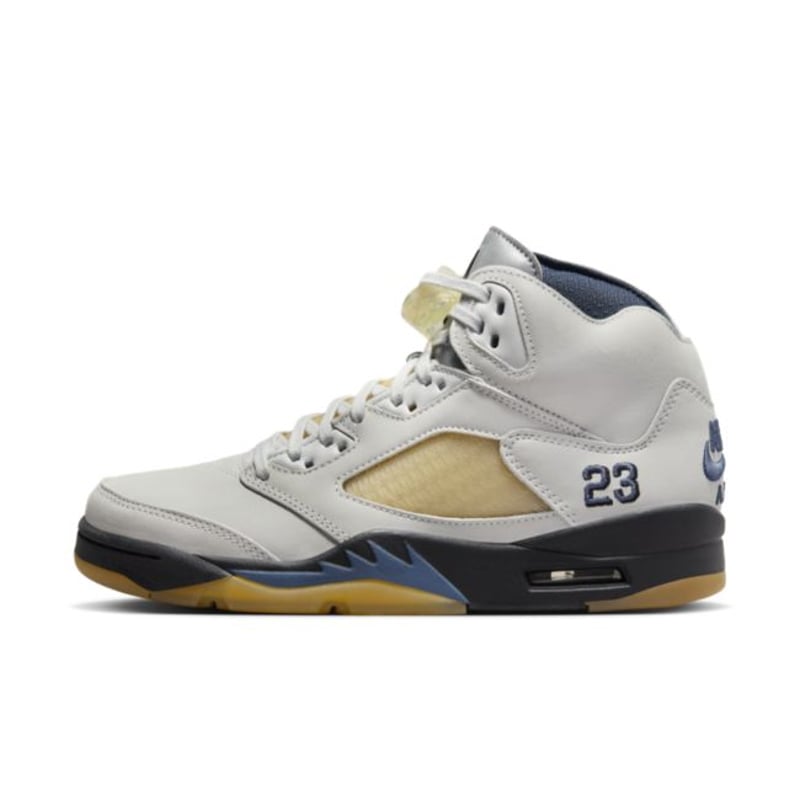 White and blue jordan on sale 5