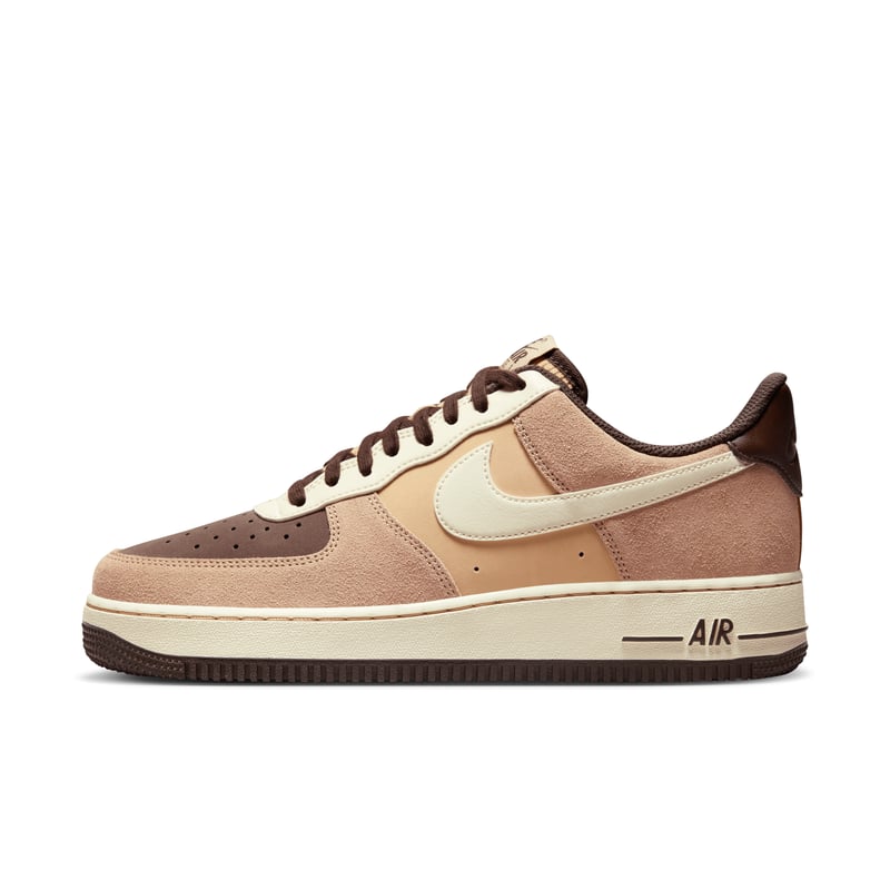 Nike Air Force 1 '07 LV8 FB8878-200 01