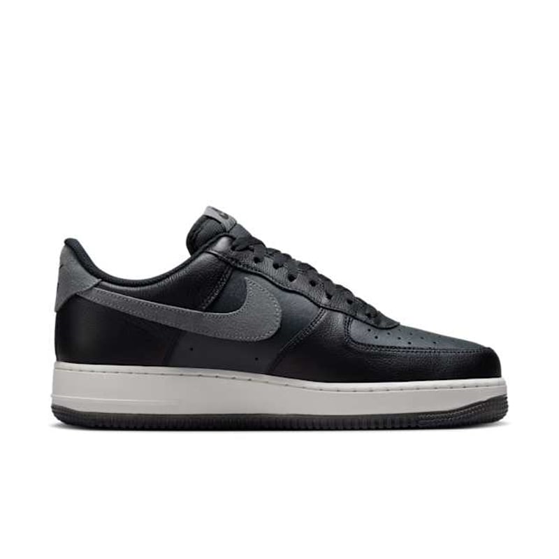 Nike Air Force 1 '07 FJ4170-004 03