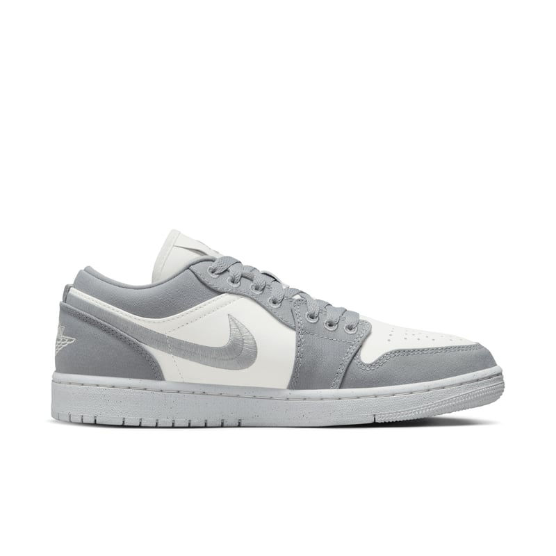 Jordan 1 Low SE DV0426-012 03