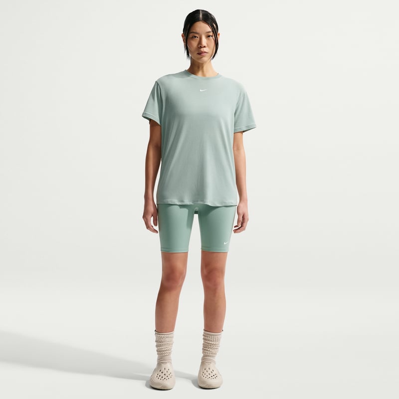 Nike One Relaxed Dri-FIT FN2814-007 04