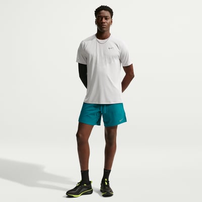 Nike Stride Dri-FIT Brief-Lined Shorts "Bright Spruce" | Herren | Laufen | 01 | SPORTSHOWROOM