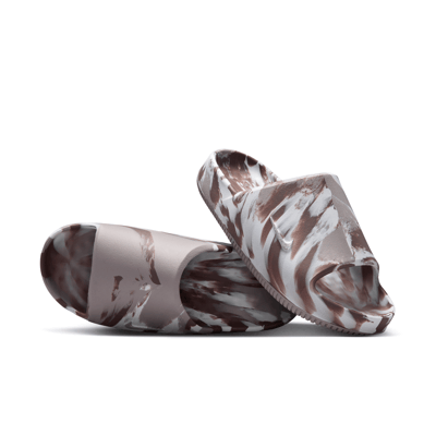 Nike Calm 2.0 Marbled Slide Sneaker "Sail & Mink Brown" | Damen | Sportstyle | 01 | SPORTSHOWROOM