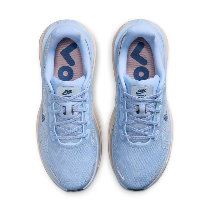 Běžecké boty Nike Vomero Premium "Aluminum & Mystic Navy" | Ženy | Běh | 03 | SPORTSHOWROOM