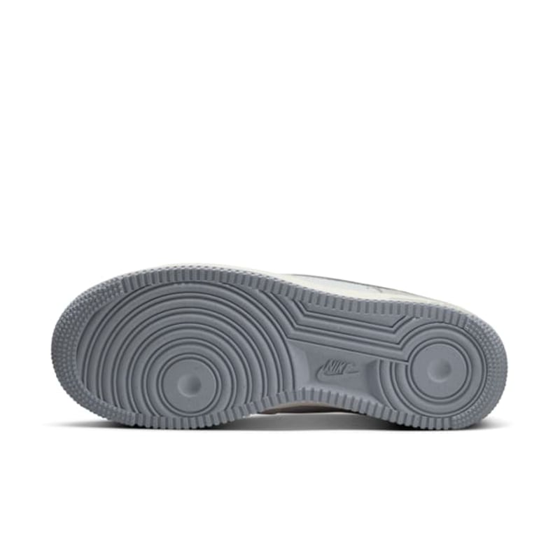 Nike Air Force 1 '07 DX2678-100 02