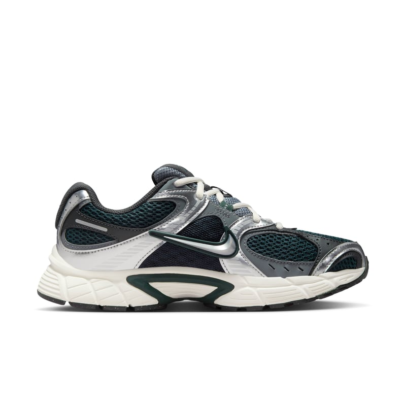 Nike V5 RNR HQ7901-300 03