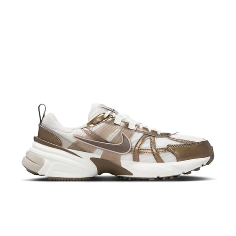 Nike V2K Run HV6416-200 03