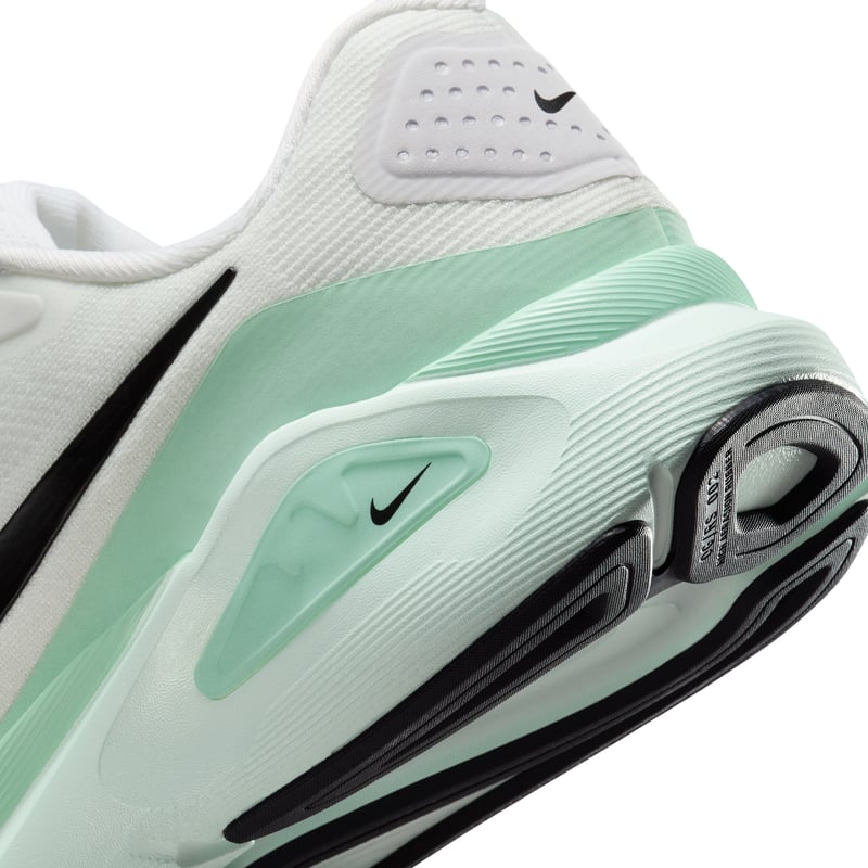 Nike Structure 26 (Extra Wide) HQ2589-100 08