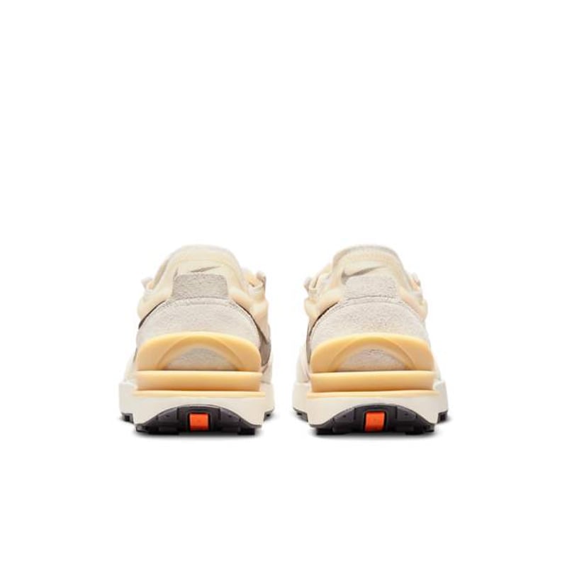 Nike Waffle One DA7995-102 06