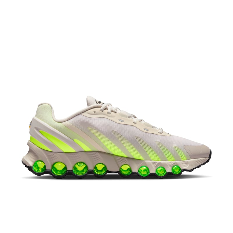 Tenisky Nike Air Max Dn8 "Moon Particle & Volt Ice" | Muži | Sportstyle | 03 | SPORTSHOWROOM