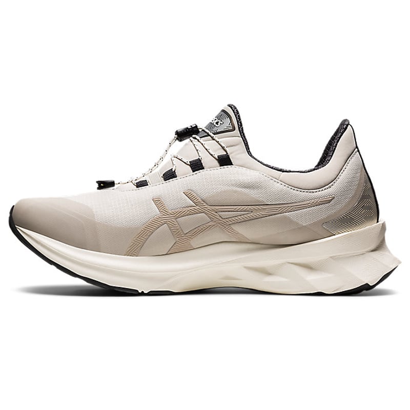 ASICS Novablast 1201A133-021 04