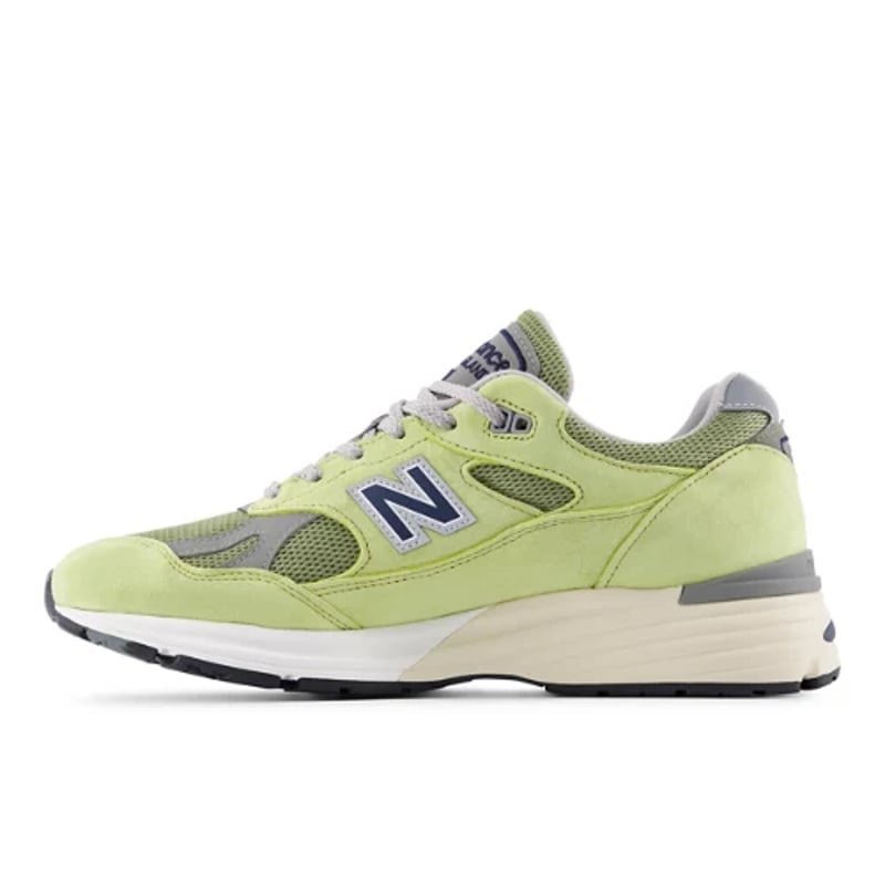 New Balance 991v2 Made in UK Summer Brights sneakerit "Green Banana & Moss" | Miehet & Naiset | Sportstyle | 01 | SPORTSHOWROOM