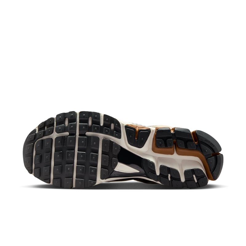 Nike Zoom Vomero 5 HF1553-202 02