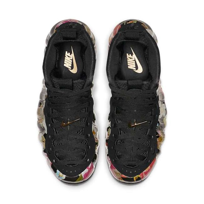Nike Air Foamposite One AA3963-002 04