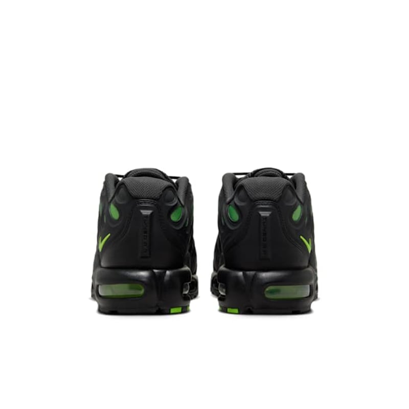 Nike Air Max Plus Drift FD4290-006 06