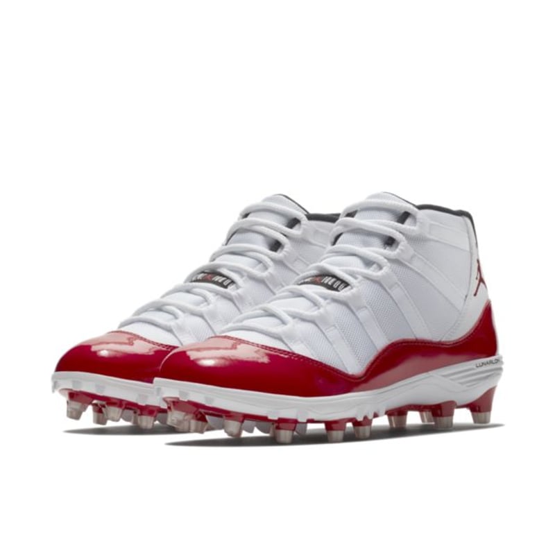 Jordan 11 Retro Cleat AO1561-101 04