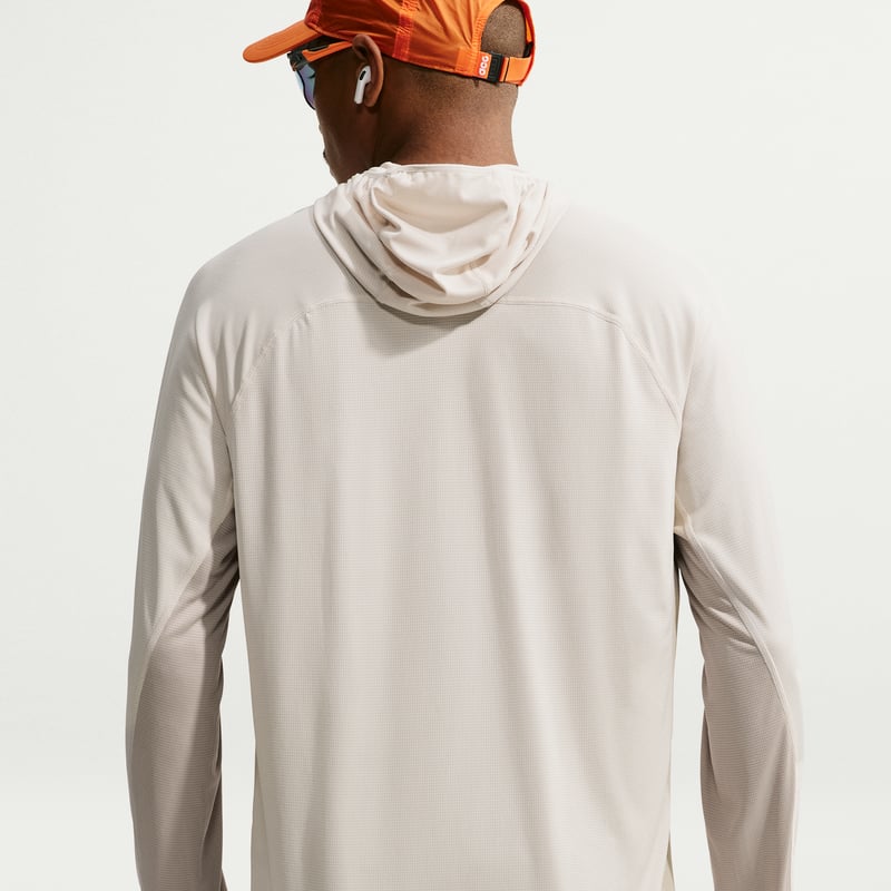 Top Nike ACG "Solar Chase" Dri-FIT UV Protection Hooded "Light Orewood Brown & Cream II" | Homem | Exterior | 02 | SPORTSHOWROOM