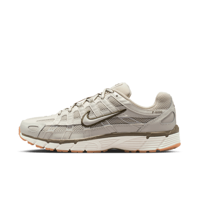 Nike P-6000 sneakers "Light Bone & Medium Olive" | Dame | Sportstyle | 00 | SPORTSHOWROOM