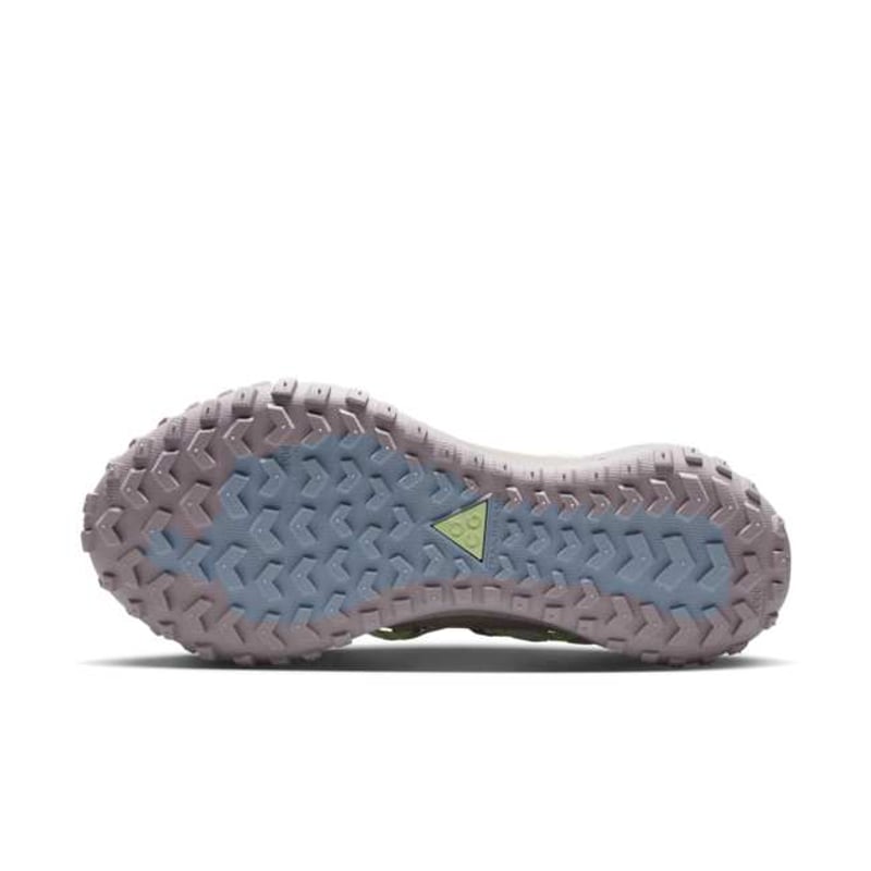 Nike ACG Mountain Fly IB7328-003 02