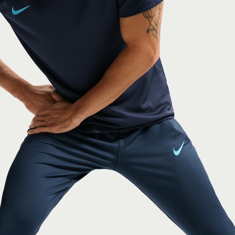 Nike Strike Dri-FIT IF1459-410 04