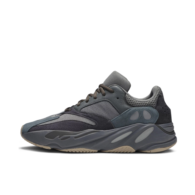 Yeezy Boost 700 FW2499