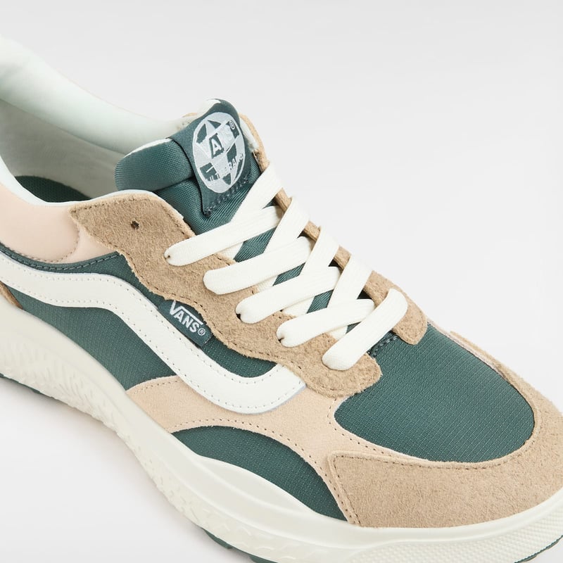 Vans MTE UltraRange Neo VR3 VN000CWEEEI 04