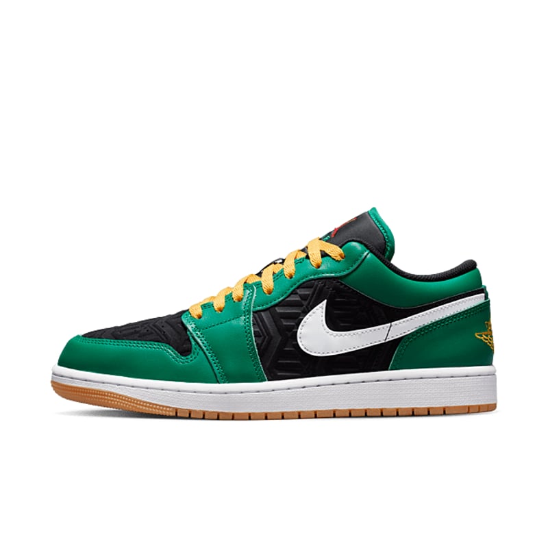 Jordan 1 Low SE DQ8422-300 01