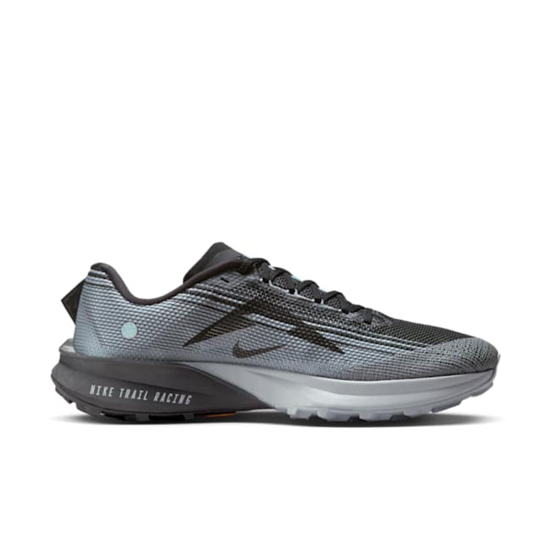Nike Kiger 10 FV3929-001 03