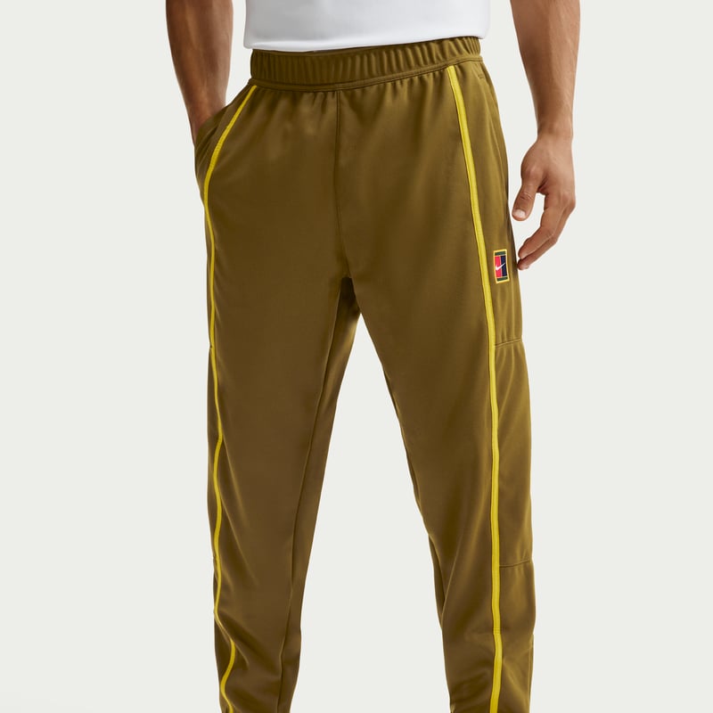 NikeCourt Heritage FZ6928-368 02