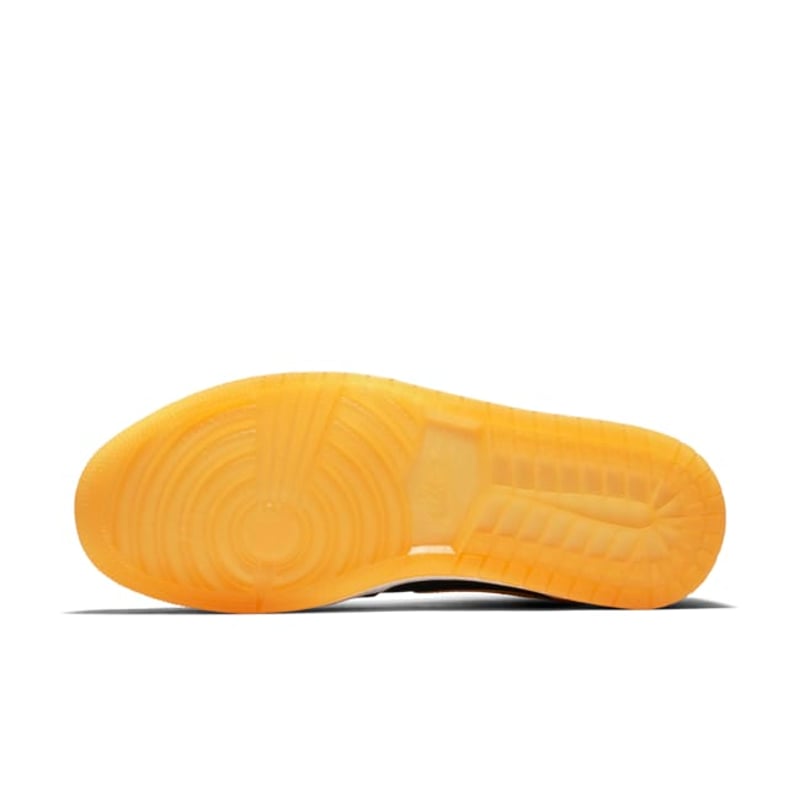 Jordan 1 Retro Mid 554724-035 02