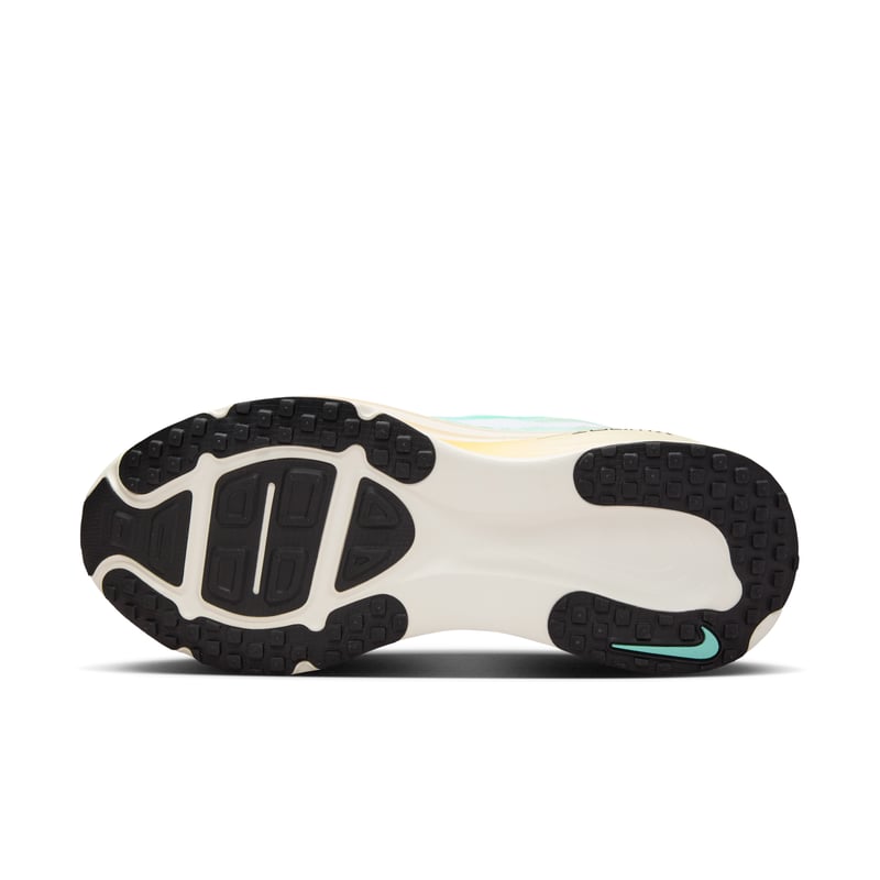 Nike Vomero 18 IH7349-331 02