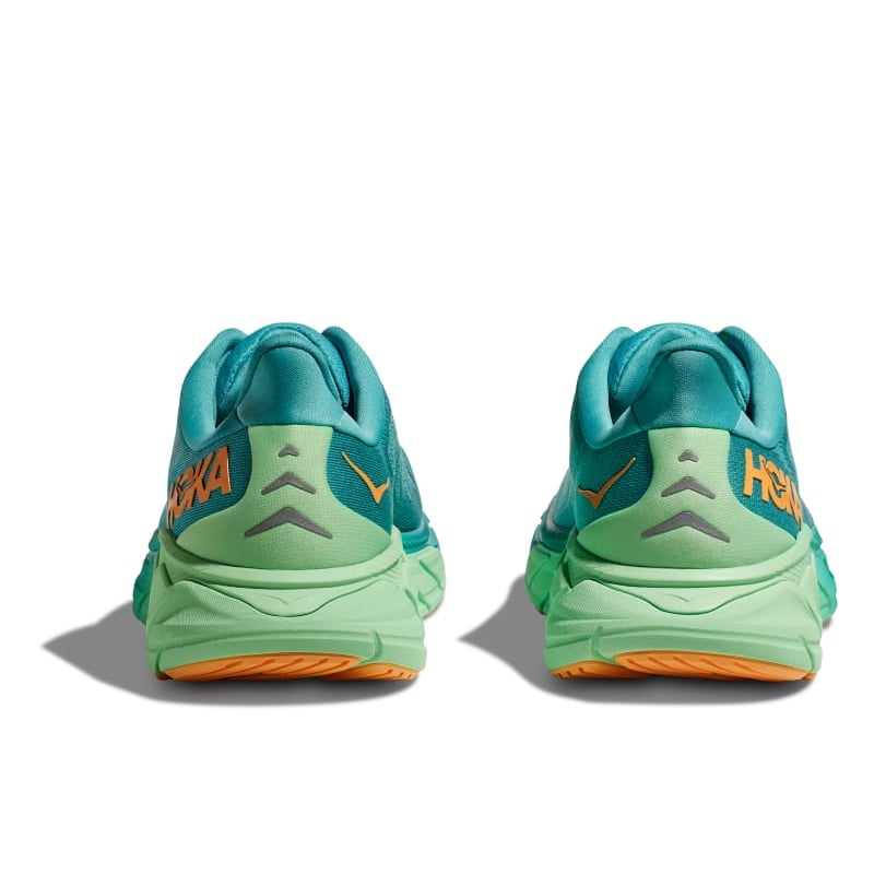 HOKA Arahi 6 1123194-OMLG 05