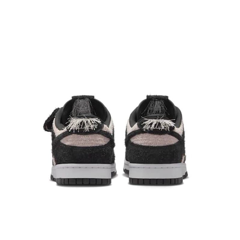 Nike Dunk Low SE ‘Panda-Monium Pack’ IB2990-100 06