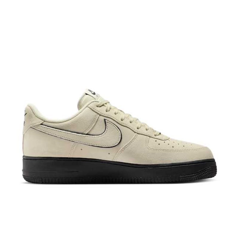 Nike Air Force 1 '07 LV8 HQ1966-200 03