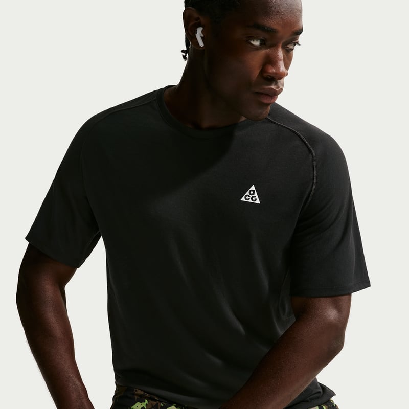 Nike ACG 'Solar Chase' Dri-FIT ADV Shirt "Black" | Men | Outdoor | 03 | SPORTSHOWROOM