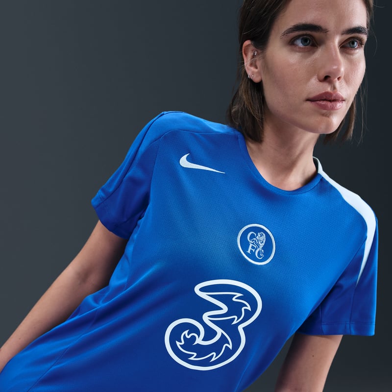 Nike Chelsea F.C. Strike Third Dri-FIT Total 90 Knit Top "Game Royal & Field Silver" | Women | Football | 03 | SPORTSHOWROOM