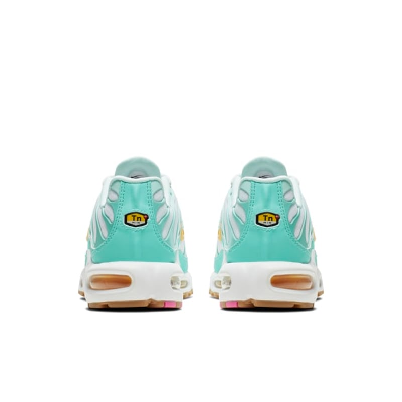 Nike Air Max Plus CJ9925-300 06