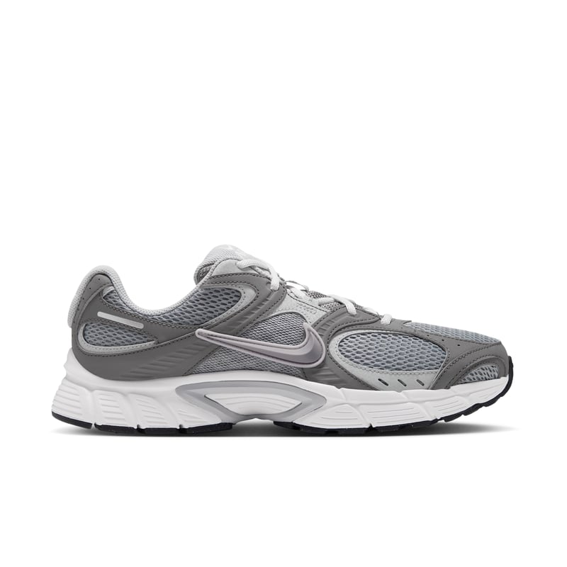 Sneakersy Nike V5 RNR "Particle Grey & Flat Pewter" | Mezczyzni | Sportstyle | 03 | SPORTSHOWROOM