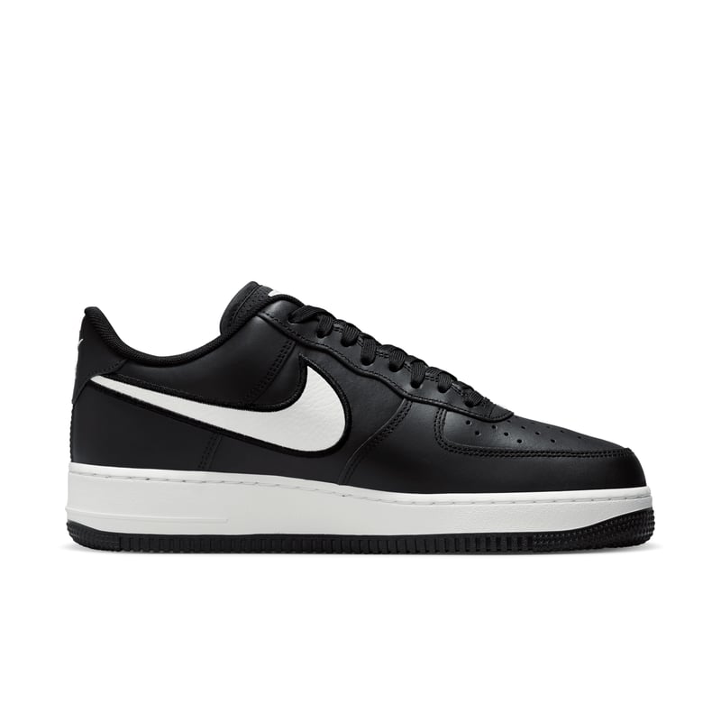 Nike Air Force 1 '07 FN7804-001 03