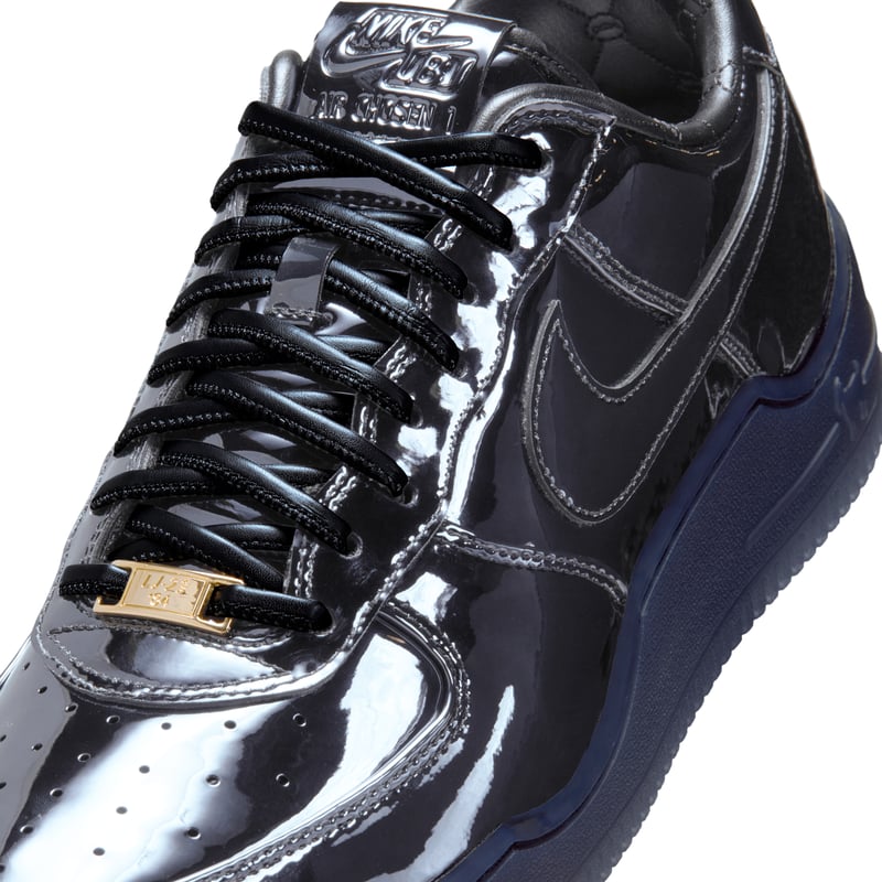 Zapatillas Nike Air Force 1 Low x LeBron "Black Patent" | Hombre | Estilo deportivo | 06 | SPORTSHOWROOM