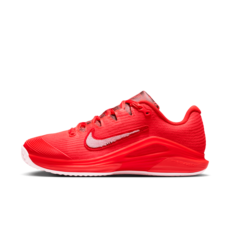 Scarpe da tennis Nike Vapor 12 Clay x Aryna Sabalenka "Light Crimson & Pink Foam" | Donna | Tennis | 01 | SPORTSHOWROOM