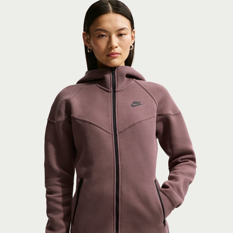 Nike Tech Fleece Windrunner FB8338-502 01