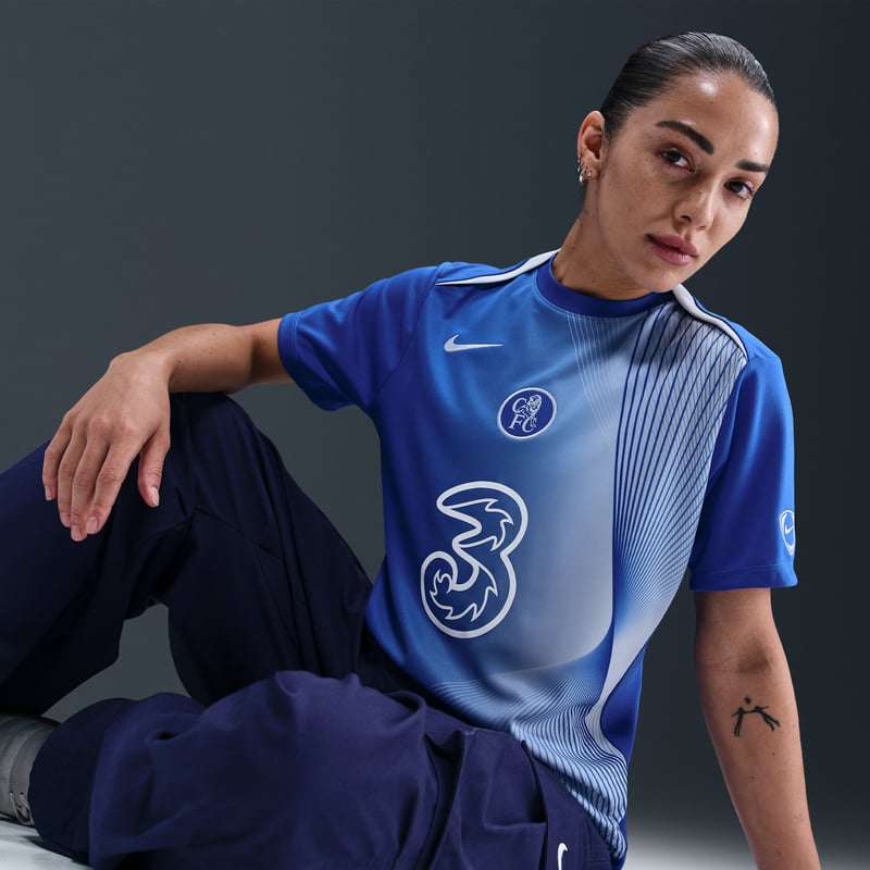 Nike Chelsea F.C. Academy Pro Third Dri-FIT Total 90 Pre-Match Shirt "Game Royal & Field Silver" | Women | Football | 03 | SPORTSHOWROOM