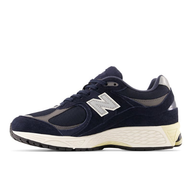 New Balance 2002R M2002RCA 02