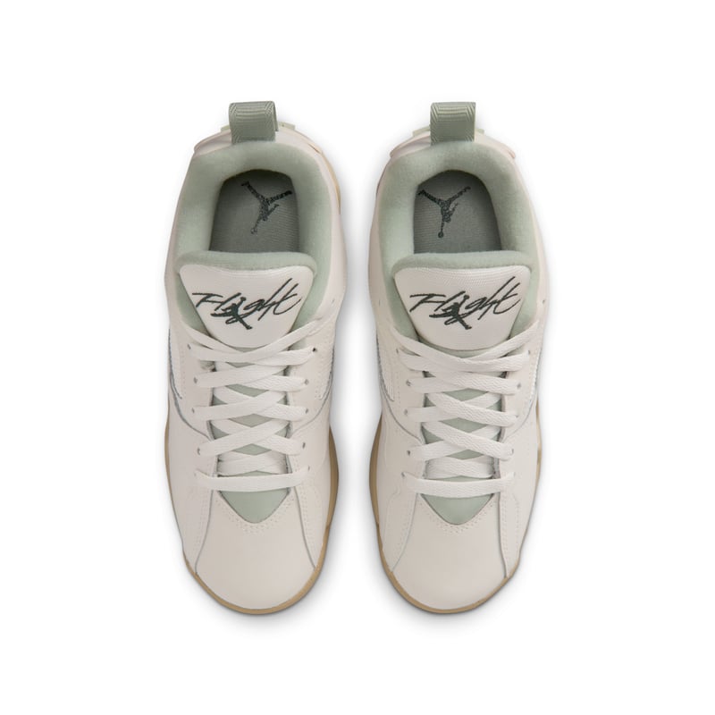 Jordan MVP 92 HQ4427-102 04