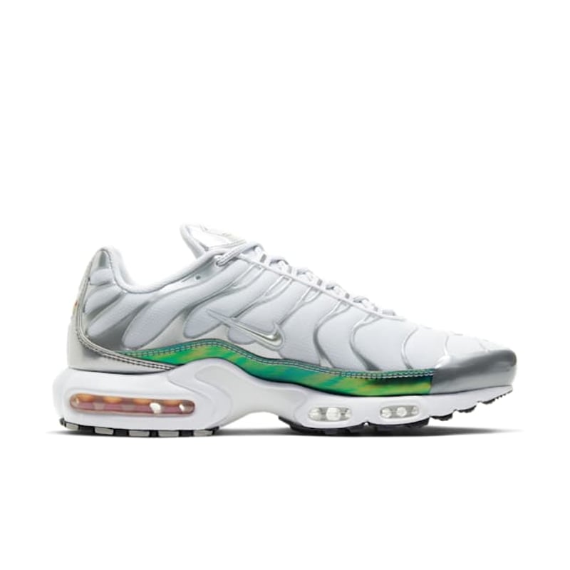 Nike Air Max Plus CW2646-100 03