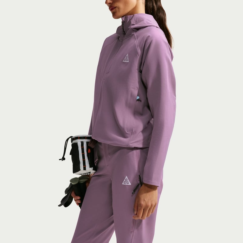 Nike ACG Cloud Trekker Pants "Violet Dust" | Women | Hiking | 04 | SPORTSHOWROOM
