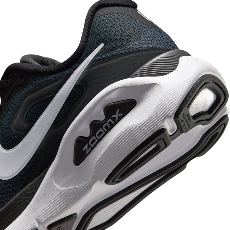 Nike Structure Plus runners "Black & White" | Women | Running | 08 | SPORTSHOWROOM